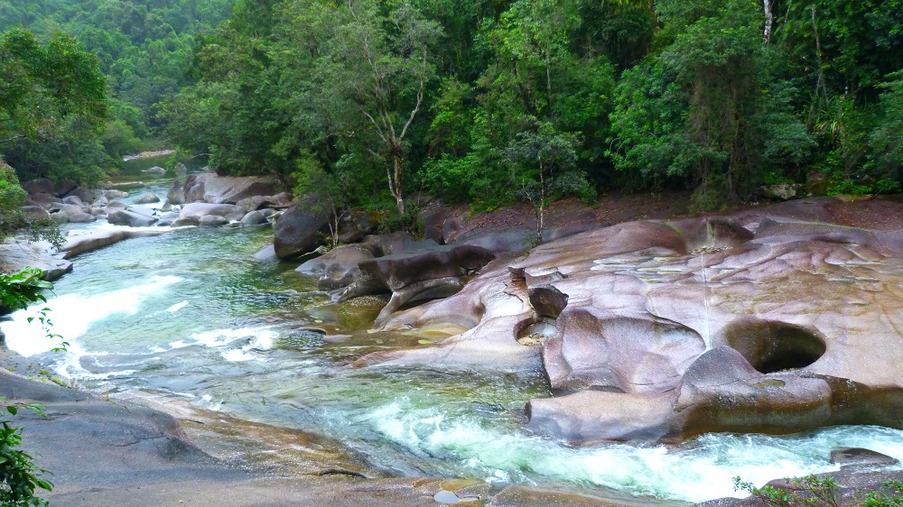 Babinda boulders