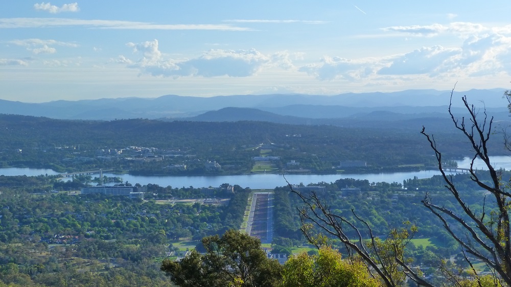 La vue sur Canberrra depuis Mount Ainslie