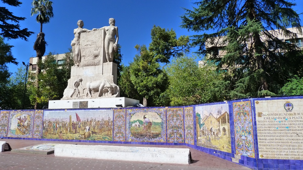 Mendoza plaza espana