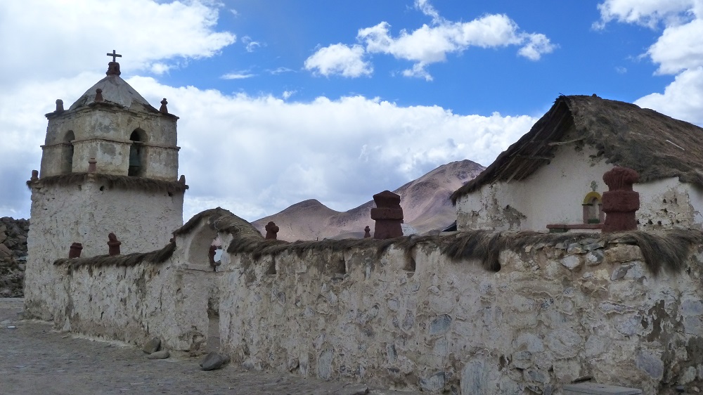 eglise clocher parinacota