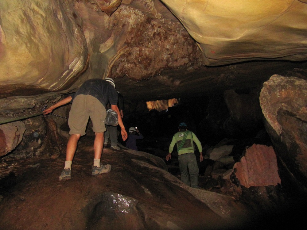 Exploration grotte umajalanta