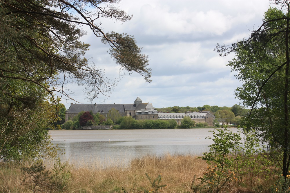 broceliande abbaye notre dame paimpont