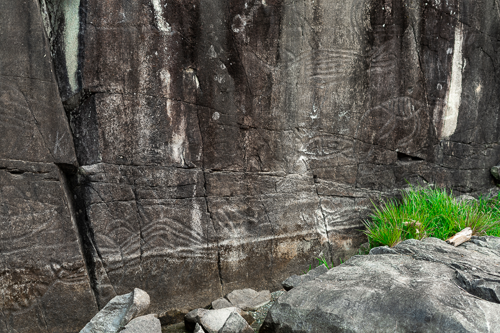 Sproat-lake-petroglyphes