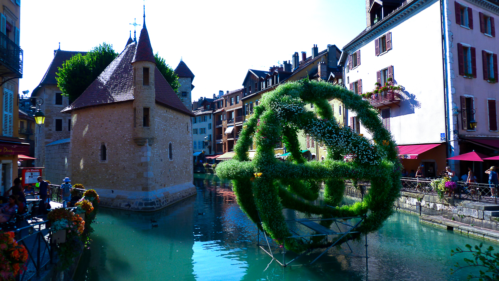 Annecy palais de l'ile oeuvre d'art