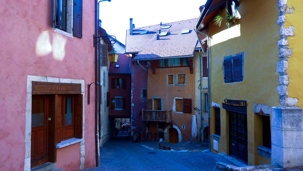 Annecy ruelle vieille ville